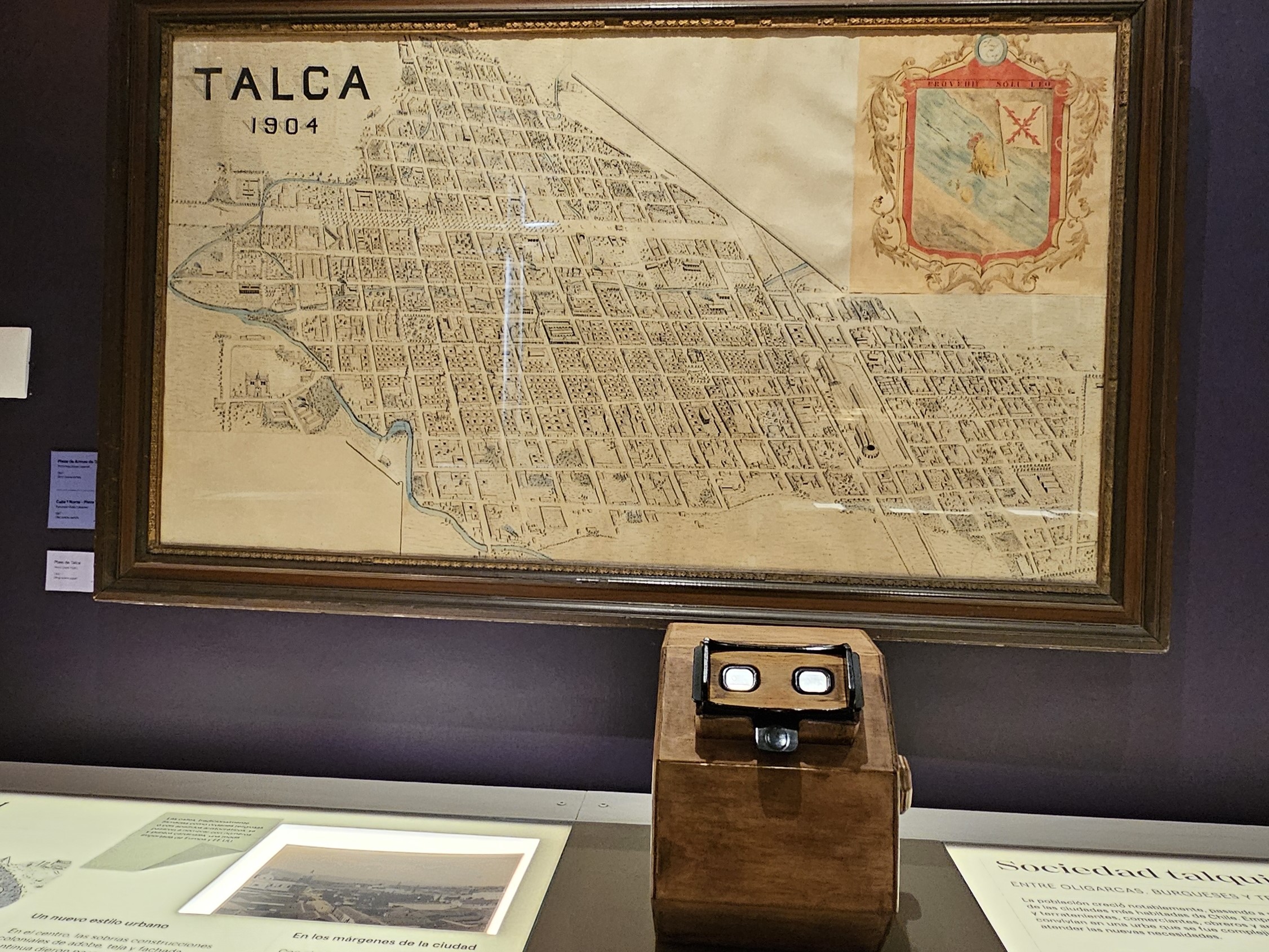 Fotografía de binoculares con experiencia inmersiva